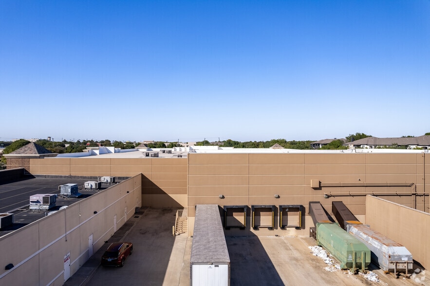 More Photos Of 7010 Preston Rd, Frisco Unknown For Lease