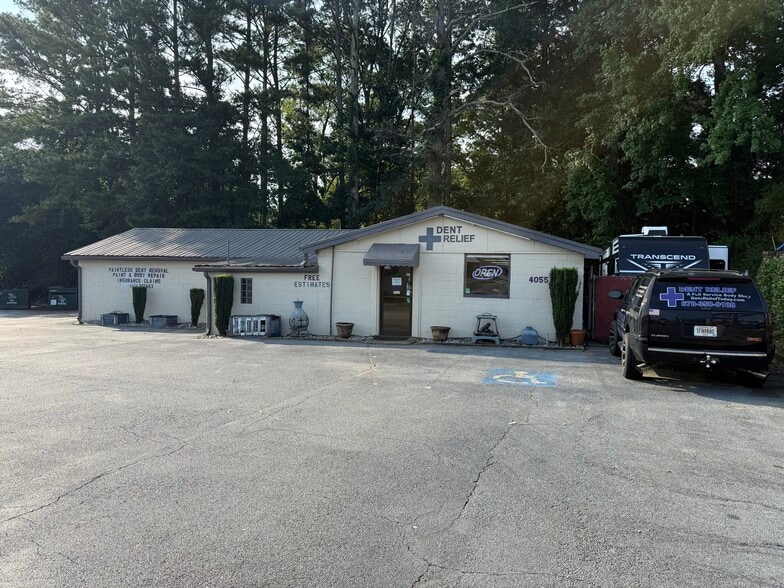 More Photos Of 4053 Lawrenceville Hwy, Tucker Storefront Retail Office For Sale