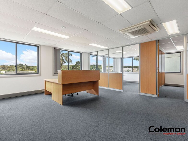More Photos Of 52 Cook St, Kurnell Flex For Lease