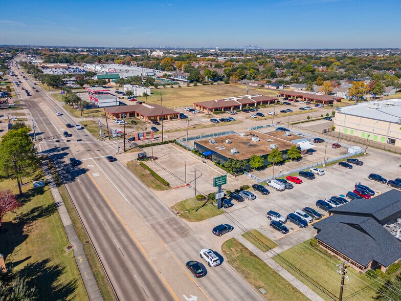 More Photos Of 2947 E Broadway St, Pearland Office For Lease