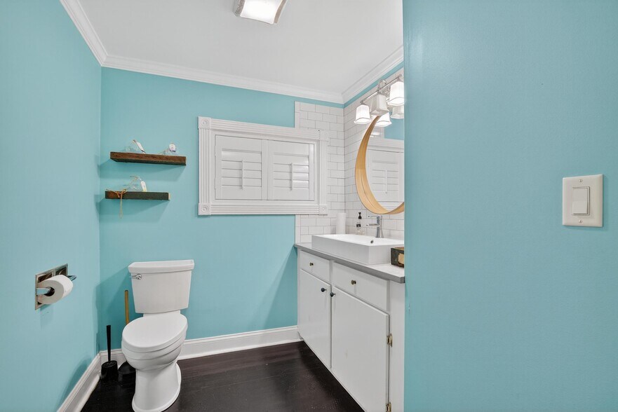More Photos Of 1305 N Armenia Ave, Tampa Office For Sale