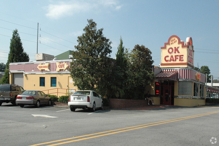 More Photos Of 1250 W Paces Ferry Rd NW, Atlanta General Retail For Lease