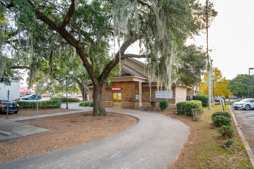 More Photos Of 5880 Rivers Ave, North Charleston Medical For Sale