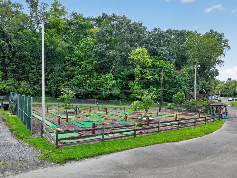More Photos Of 13 Beaver St, Hulmeville Swimming Pool For Sale
