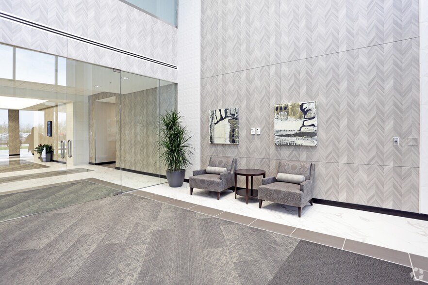 More Photos Of 1075 Jordan Creek Pky, West Des Moines Office For Lease