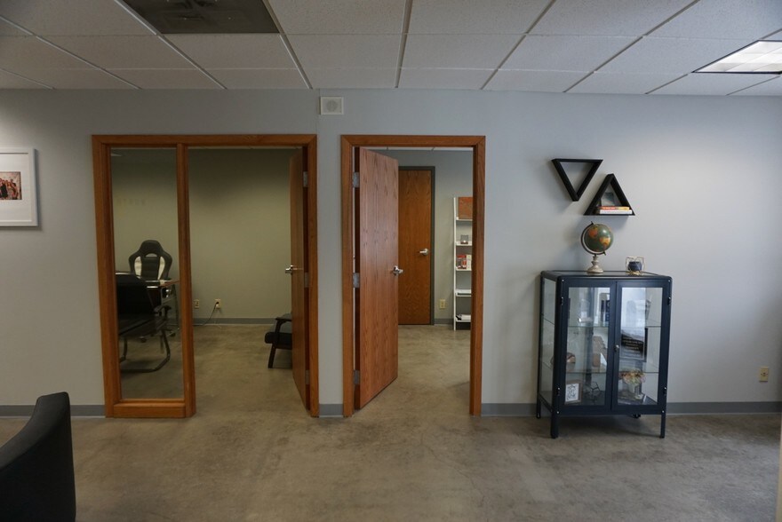 More Photos Of 6403-6443 Cecilia Cir, Edina Light Distribution For Lease