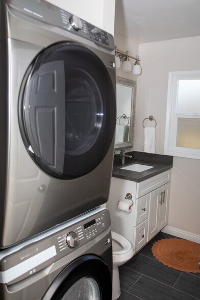 More Photos Of 1227 E Grovecenter St, West Covina Specialty For Sale