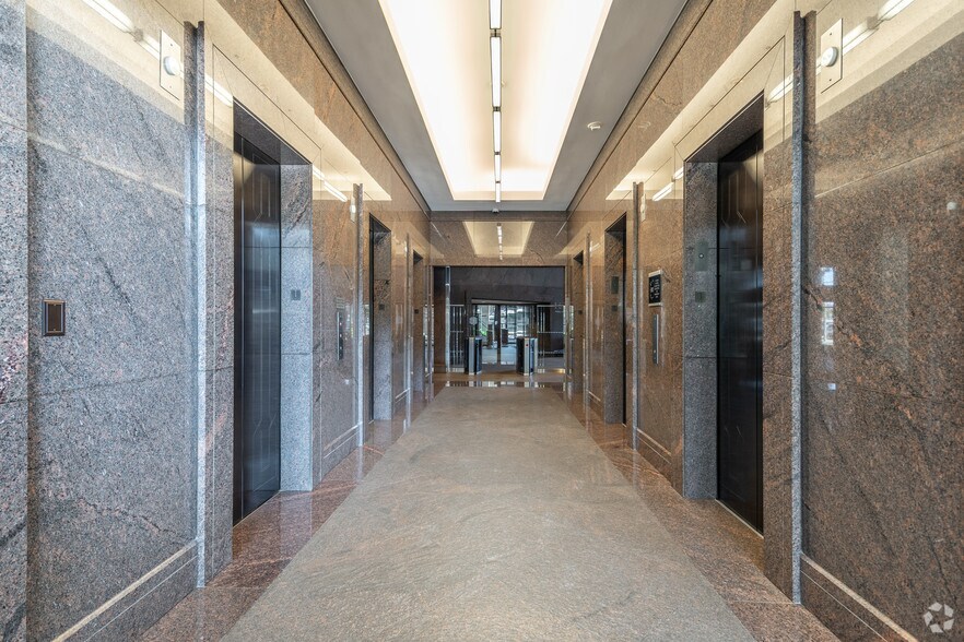 More Photos Of 2323 Bryan St, Dallas Office For Lease