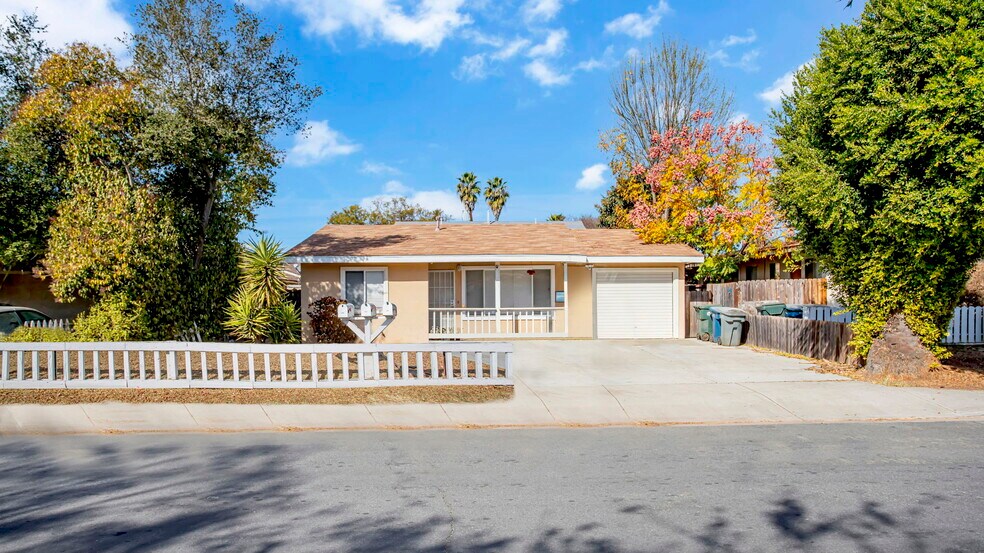More Photos Of 1110 E 2nd Ave, Escondido Multifamily For Sale
