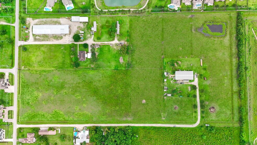 More Photos Of 3525 County Road 107F, Pearland Land For Sale