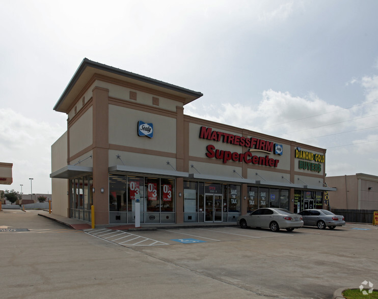 Primary Photo Of 2505 Highway 6 S, Houston Freestanding For Lease