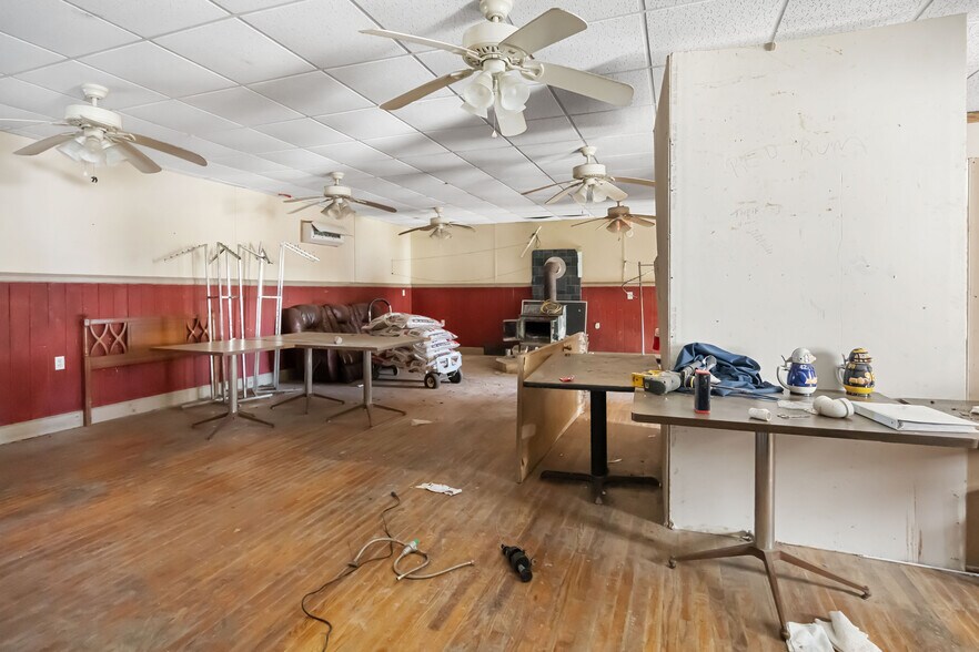 More Photos Of 2805 NY-49, Blossvale Restaurant For Sale