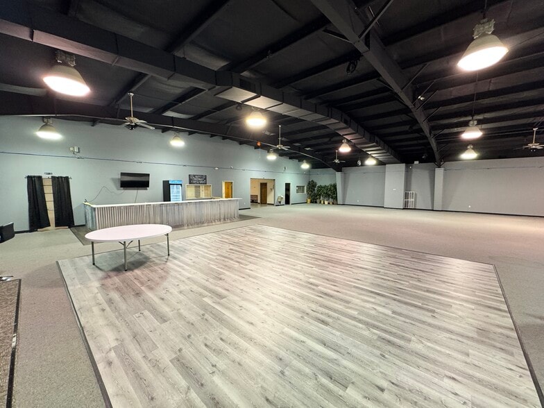 More Photos Of 1538 National Hwy, Thomasville Freestanding For Lease