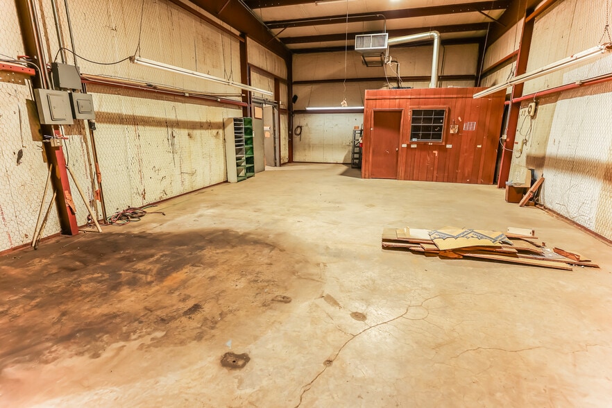 More Photos Of 5105 W Loop 281 S, Longview Industrial For Sale