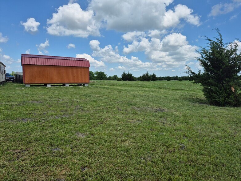 More Photos Of 9561 N TX-50 Hwy, Ladonia Land For Sale