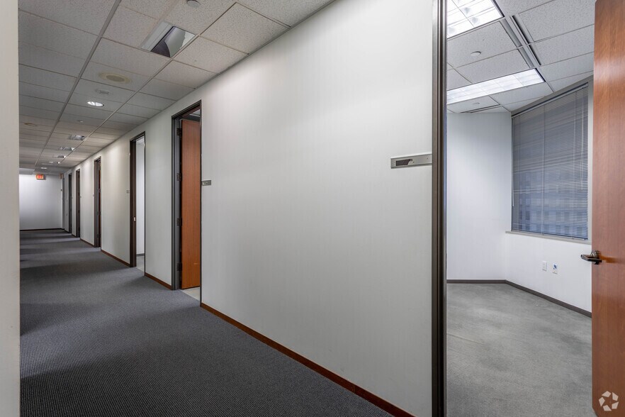 Photo of 18th Floor Ste 1800