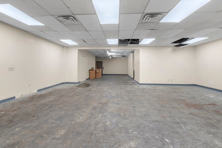 More Photos Of 887 Main St, Monroe Office Residential For Sale
