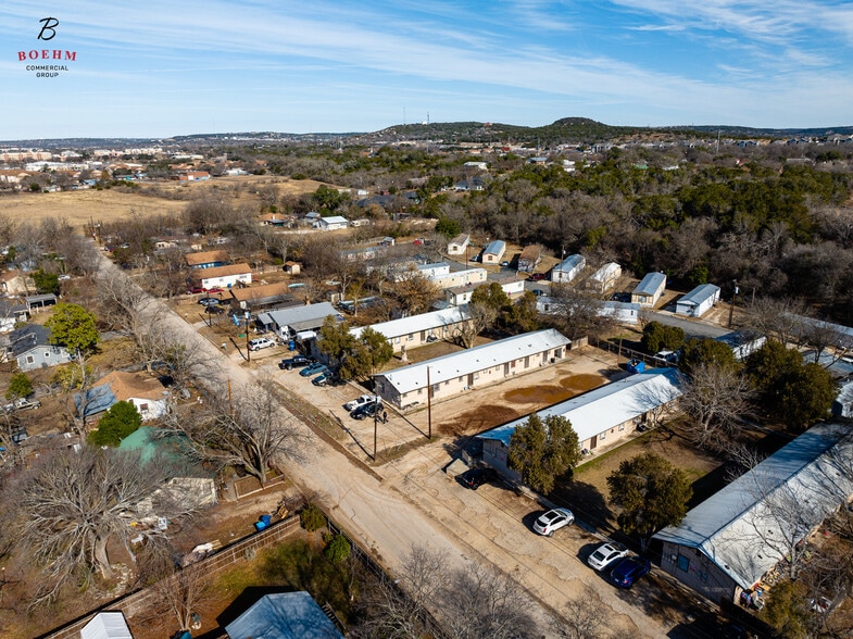 More Photos Of 2906-2908 Hunt St, Kerrville Apartments For Sale