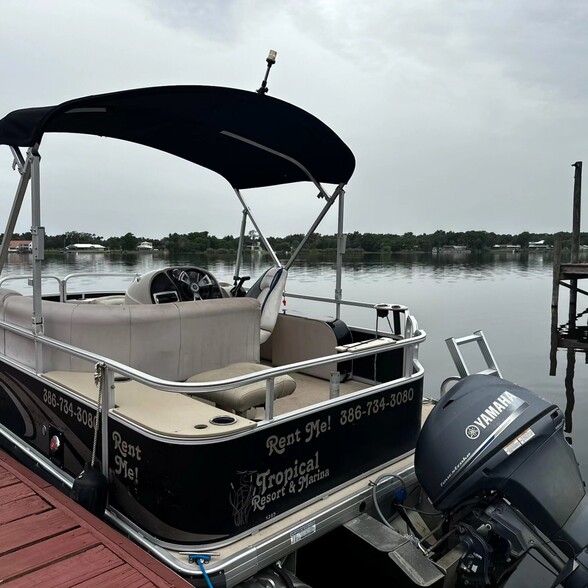More Photos Of 1485 Lakeview Dr, Deland Hotel For Sale