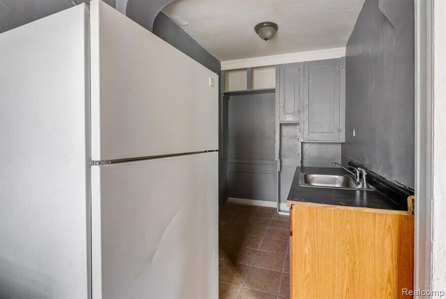 More Photos Of 13535 La Salle Blvd, Detroit Multifamily For Sale