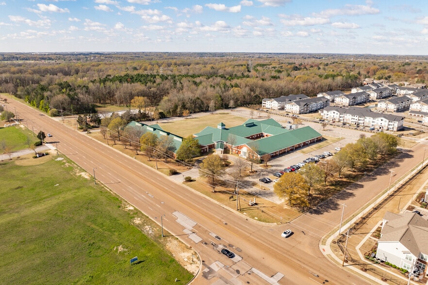 More Photos Of 3839 Forest Hill Irene Rd, Memphis Office For Lease