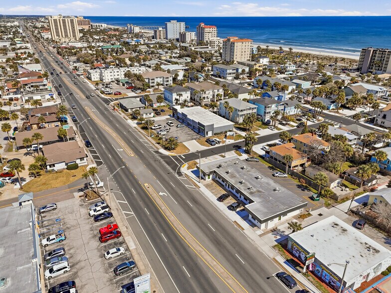 More Photos Of 711 S 3rd St, Jacksonville Beach Storefront Retail Office For Lease