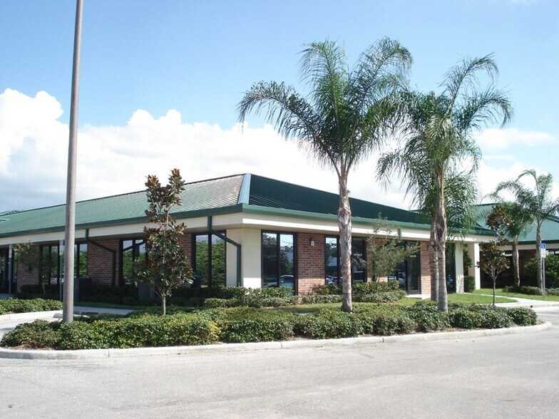 Primary Photo Of 14141 46th St N, Clearwater Medical For Lease