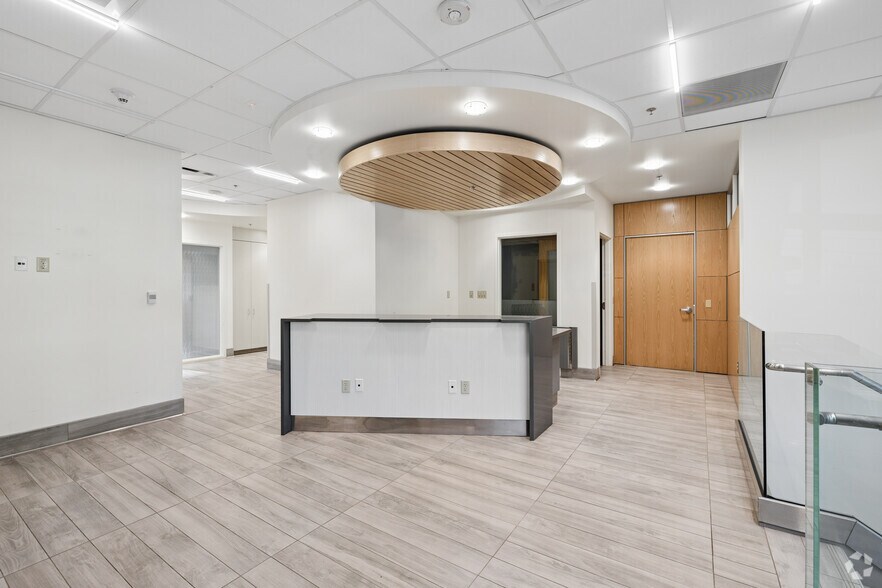 More Photos Of 226 Lusher Ct, Frisco General Retail For Sale
