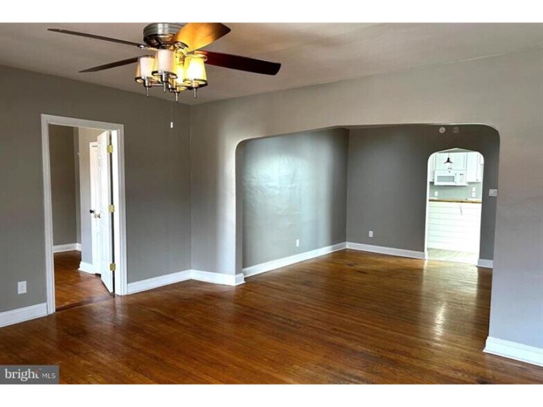 More Photos Of 326 Broadway, Red Lion Storefront Retail Residential For Sale