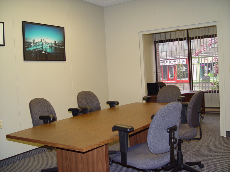 More Photos Of 64 Mountainview Blvd, Wayne Medical For Lease