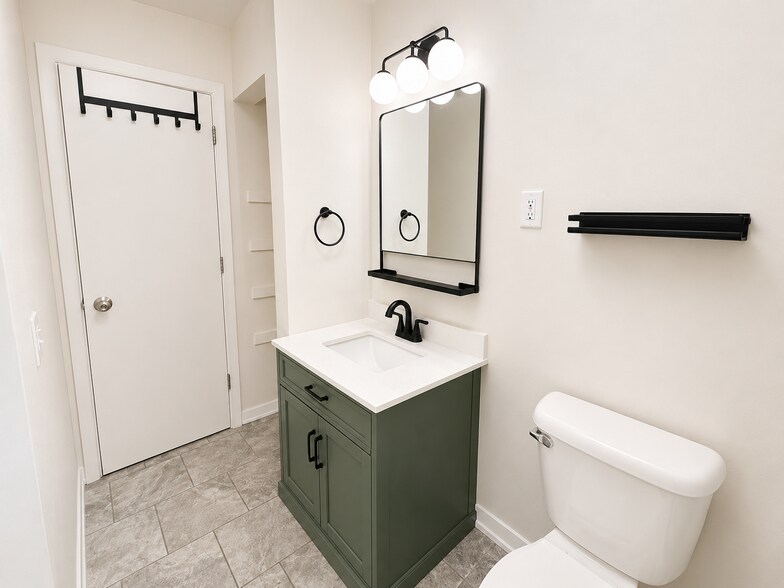 More Photos Of 748 Tatum St, Saint Paul Apartments For Sale