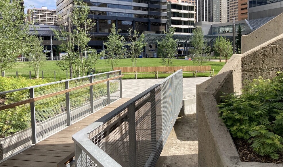 More Photos Of 900 6th Ave SW, Calgary Office Residential For Sale