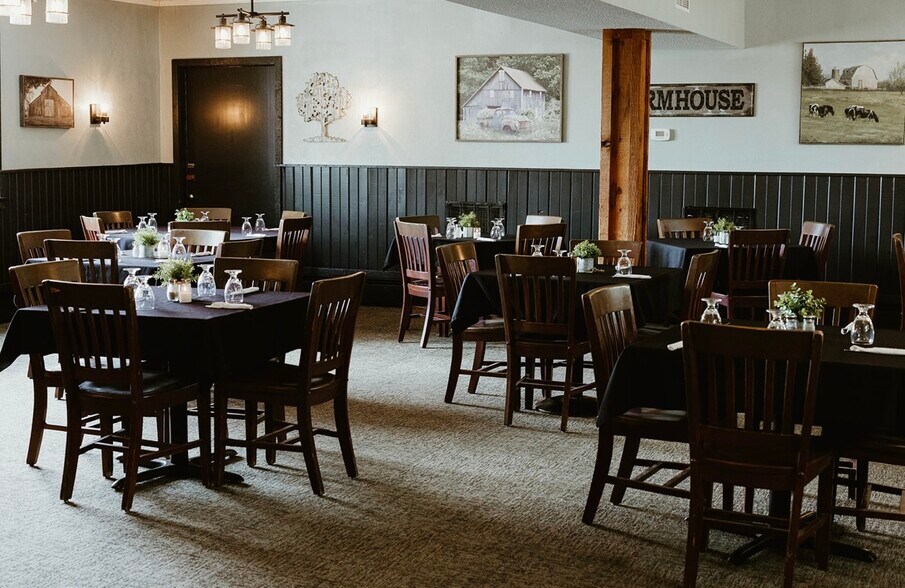 More Photos Of 2982 US Highway 63, Barronett Restaurant For Sale