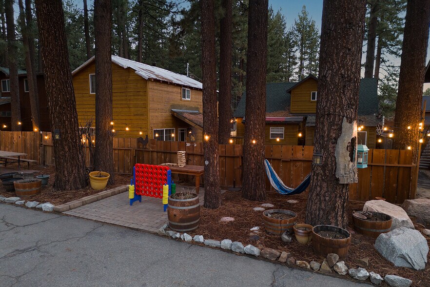 More Photos Of 1072 Ski Run Blvd, South Lake Tahoe Hotel For Sale