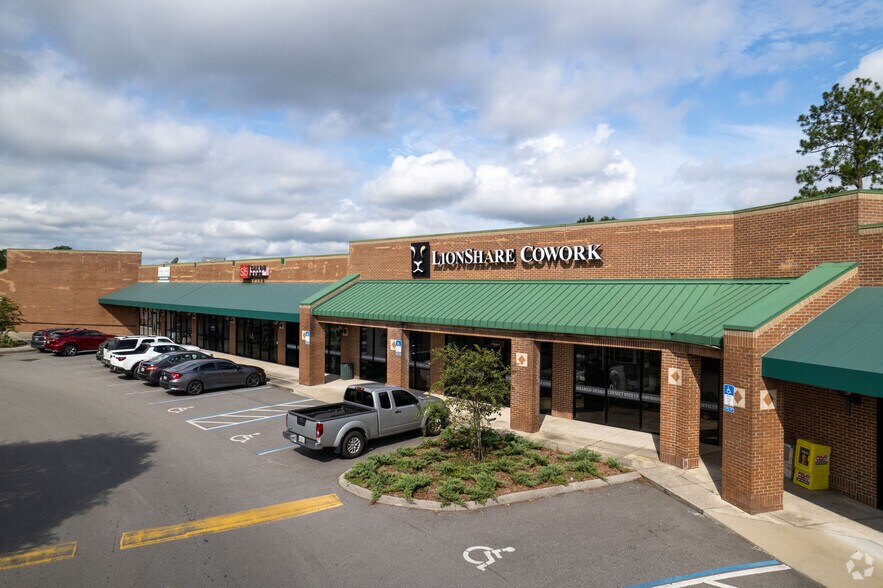 More Photos Of 14333 Beach Blvd, Jacksonville Unknown For Lease