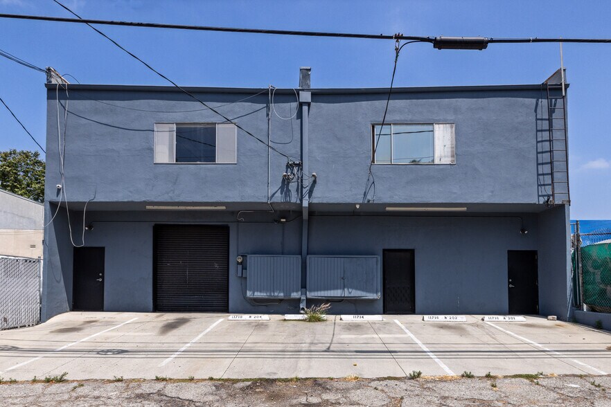 More Photos Of 11714-11720 W Pico Blvd, Los Angeles Storefront Retail Office For Sale