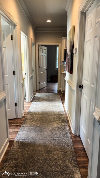 More Photos Of 4411 Suwanee Dam Rd, Suwanee Office For Sale