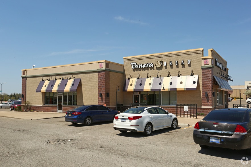 Primary Photo Of 35300 Warren Rd, Westland Restaurant For Sale