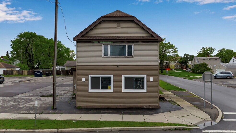 More Photos Of 2794 Harlem Rd, Cheektowaga Storefront Retail Residential For Sale