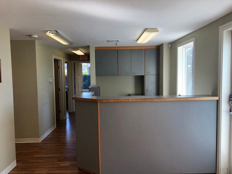 More Photos Of 310 Dillingham Ave, Falmouth Loft Creative Space For Lease