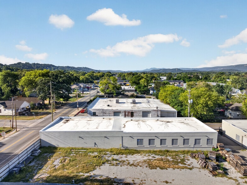 More Photos Of 3709A Dodds Ave, Chattanooga Manufacturing For Lease