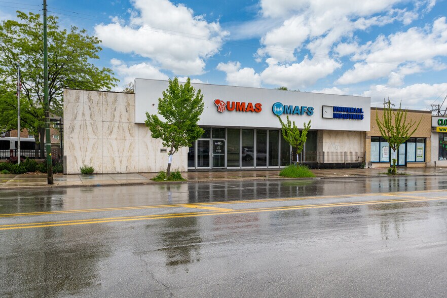 More Photos Of 7541 N Western Ave, Chicago Office For Sale