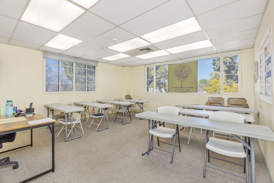 More Photos Of 2116-2118 Huntington Dr, San Marino Storefront Retail Office For Sale