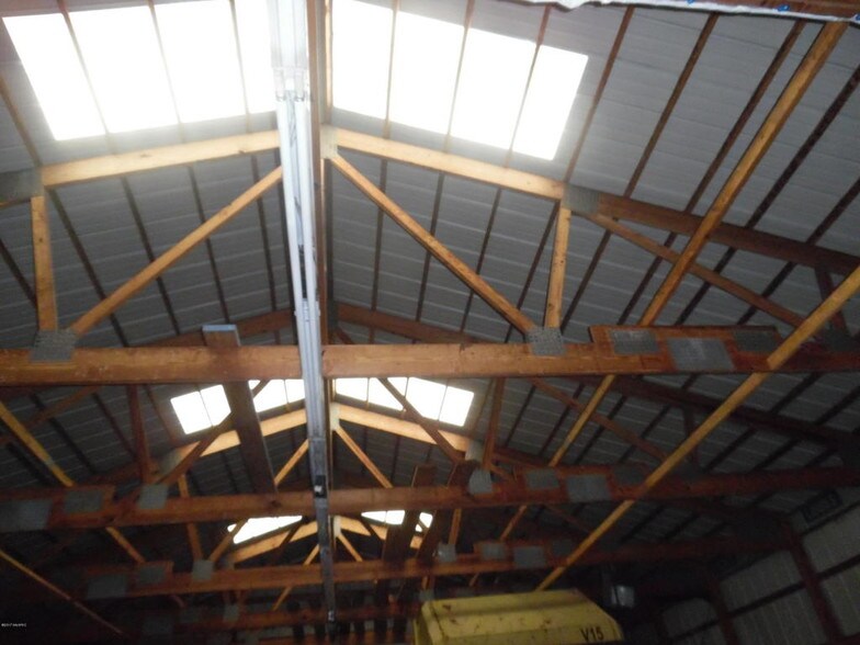 More Photos Of 2545 S 11th St, Niles Storefront Retail Office For Sale