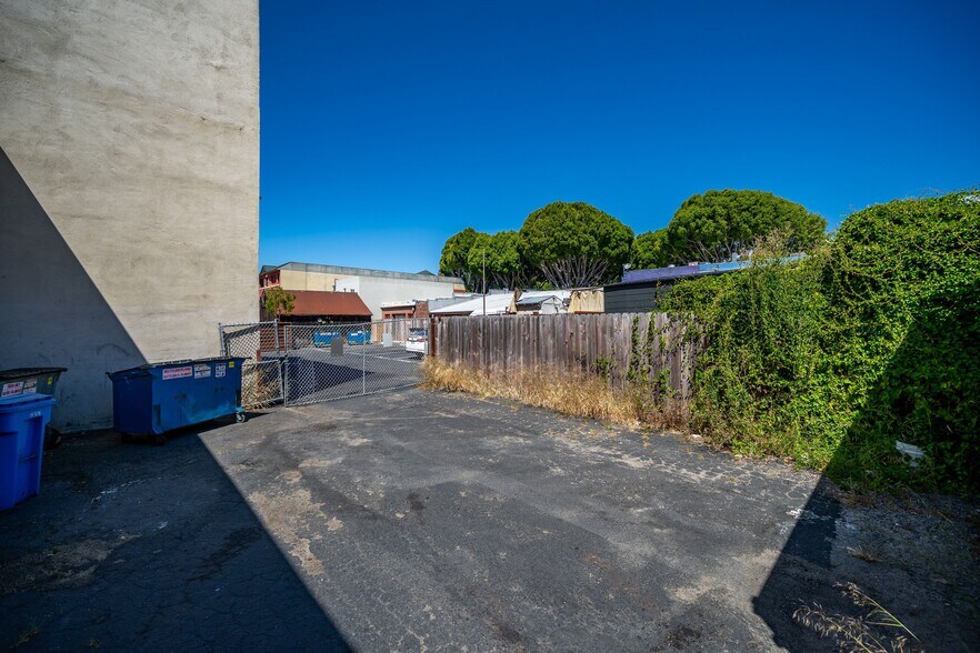 More Photos Of 1131 Broad St, San Luis Obispo Restaurant For Sale