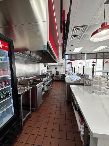 More Photos Of 5105 S Fort Apache Rd, Las Vegas General Retail For Lease