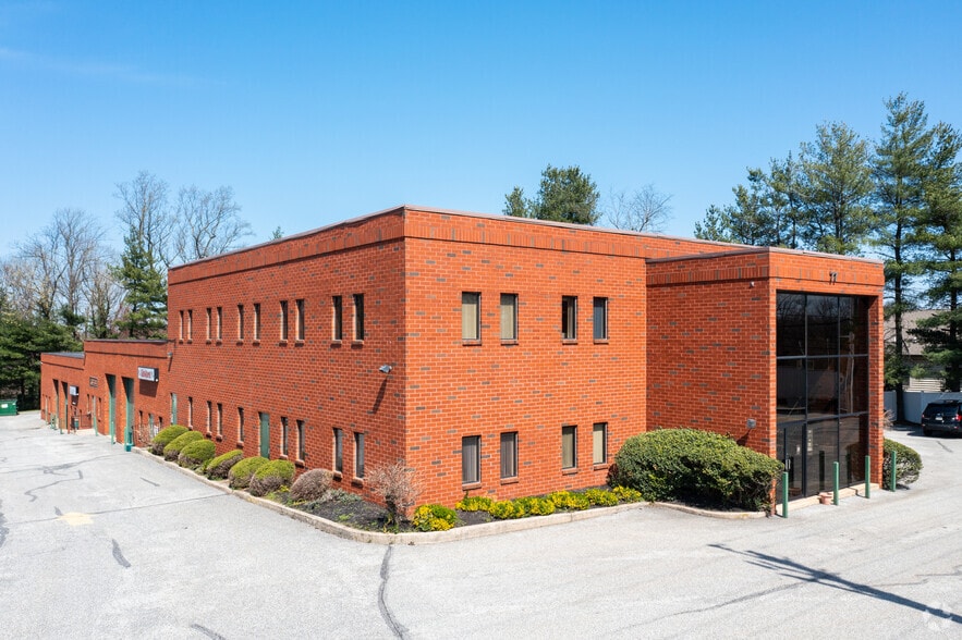 More Photos Of 77 W Baltimore Pike, Media Flex For Lease