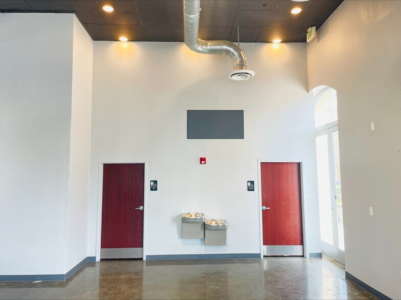 More Photos Of 1111 S 1350 W, Orem Loft Creative Space For Lease