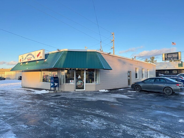 Primary Photo Of 222 Main St, Presque Isle General Retail For Sale