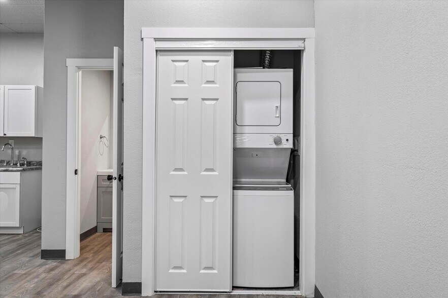 More Photos Of 205 Maple St, Overbrook Mixed Retail For Sale